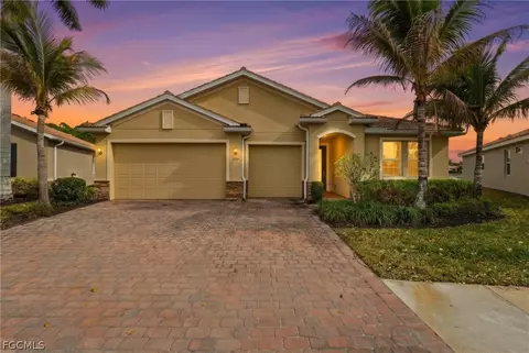 3177 Royal Gardens Ave, Fort Myers, FL 33916
