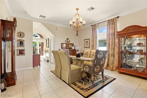 Dining - 21543 Brixham Run Loop, Estero, FL 33928 photo 2 of 2