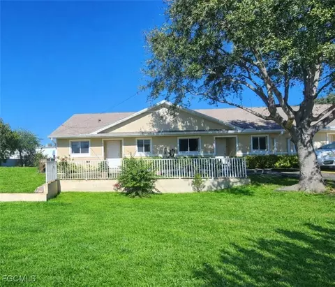 209 Diplomat Pkwy E #1, Cape Coral, FL 33909