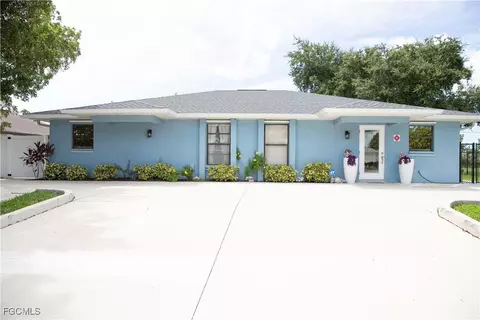 2828 Santa Barbara Blvd, Cape Coral, FL 33914