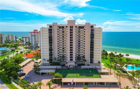 10851 Gulf Shore Dr #1004, Naples, FL 34108