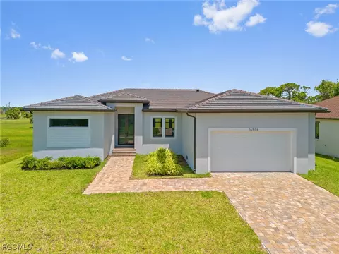 16506 Cape Horn Blvd, Punta Gorda, FL 33955