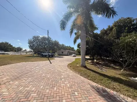 26699 Chaparel Dr, Bonita Springs, FL 34135