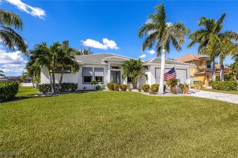 2626 SW 4th Pl, Cape Coral, FL 33914