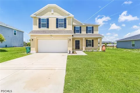 2235 SW 2nd Ln, Cape Coral, FL 33991