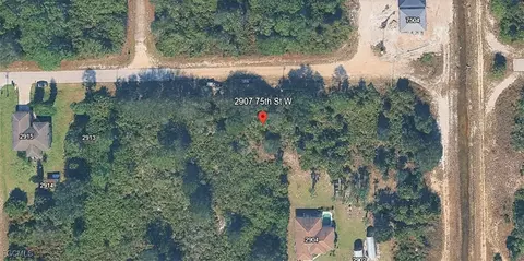 2907 75th St W, Lehigh Acres, FL 33971