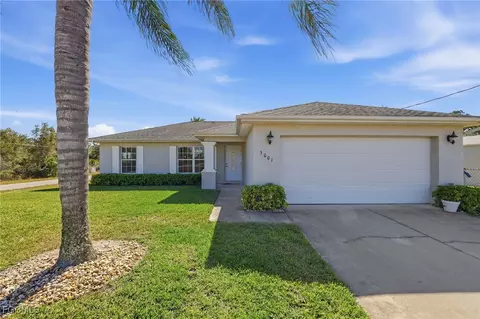 3001 53rd St W, Lehigh Acres, FL 33971