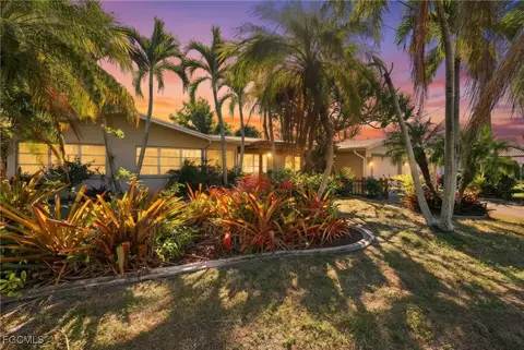 1432 Windsor Ct, Cape Coral, FL 33904