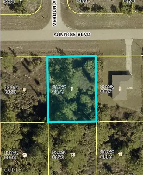 716 Sunrise Blvd, Lehigh Acres, FL 33974
