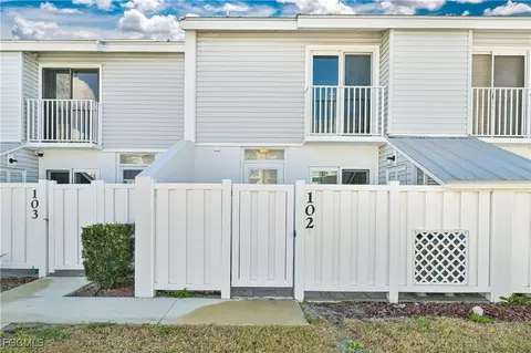 18034 San Carlos Blvd #102, Fort Myers Beach, FL 33931