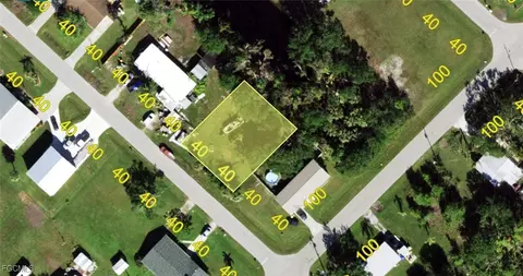 11182 2nd Ave, Punta Gorda, FL 33955