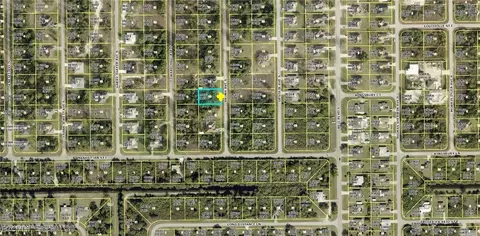 524 Bronx Ave, Lehigh Acres, FL 33974