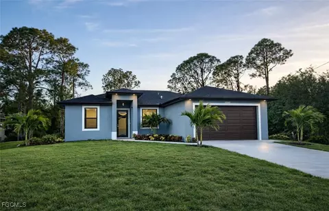 3709 37th St SW, Lehigh Acres, FL 33976