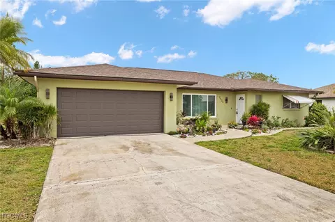 2525 Shelby Pkwy, Cape Coral, FL 33904