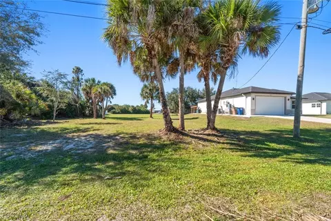 6139 Hendley Ct, Fort Myers, FL 33905