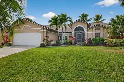 1206 SW 1st Pl, Cape Coral, FL 33991