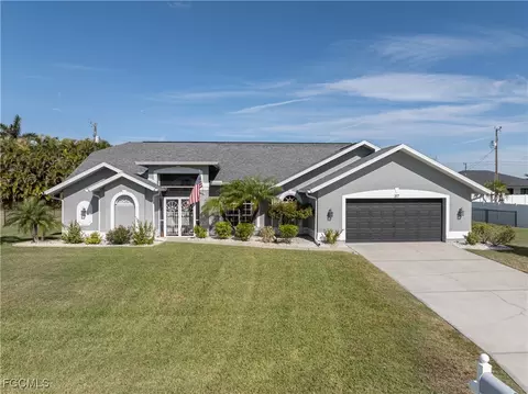 317 SE 13th Ter, Cape Coral, FL 33990