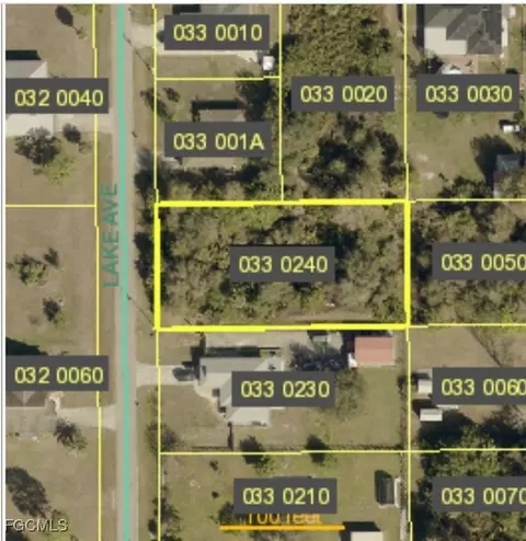 618 Lake Ave, Lehigh Acres, FL 33972