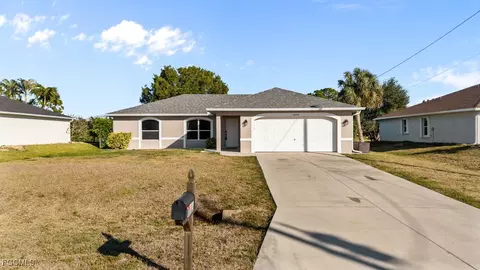 1809 NW 27th Ave, Cape Coral, FL 33993