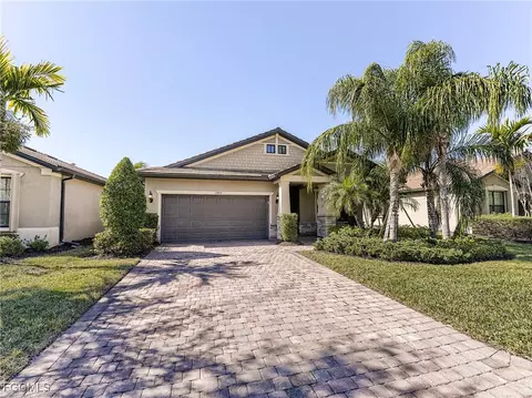 12044 Winfield Cir, Fort Myers, FL 33966