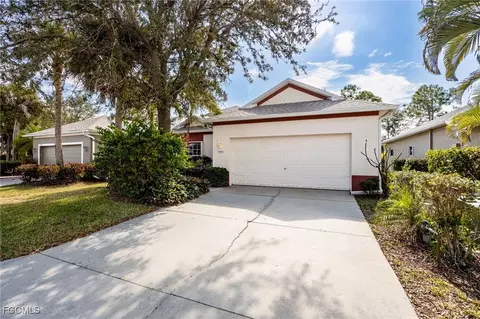 9733 Mendocino Dr, Fort Myers, FL 33919