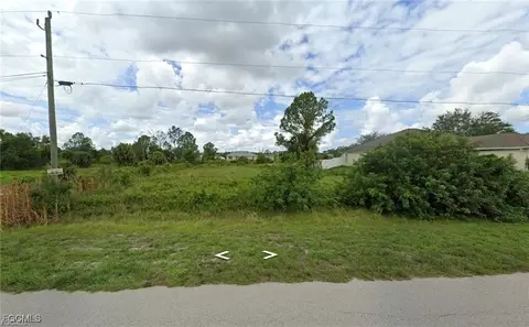 1908 Quintero Ln, Lehigh Acres, FL 33972