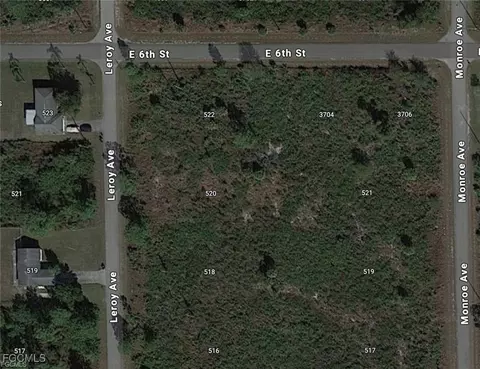 520 Leroy Ave, Lehigh Acres, FL 33972