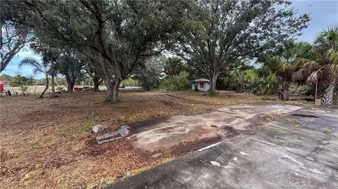 1053 Right Side Rd, Moore Haven, FL 33471 photo 4