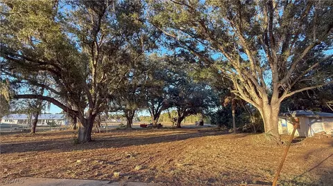 1053 Right Side Rd, Moore Haven, FL 33471 photo 7