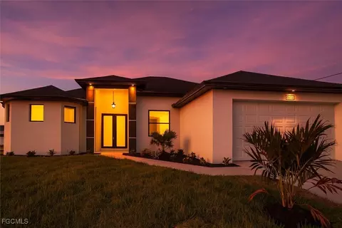 1032 NW 36th Pl, Cape Coral, FL 33993