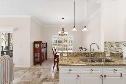 10061 Lake Cove Dr #102, Fort Myers, FL 33908