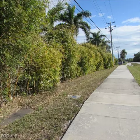8390 Stringfellow Rd, Saint James City, FL 33956 photo 21
