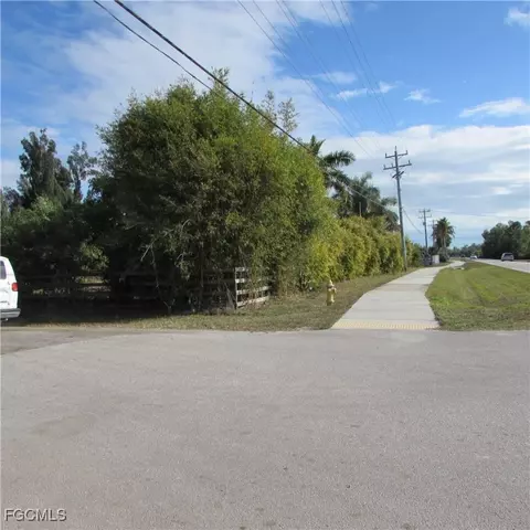 8390 Stringfellow Rd, Saint James City, FL 33956 photo 19