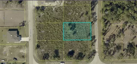 820 Bajo Ave S, Lehigh Acres, FL 33974