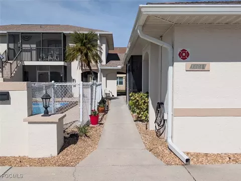 1111 Cape Coral Pkwy W #106, Cape Coral, FL 33914