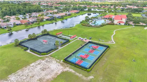 View/Area - 4025 E Hampton Cir, Alva, FL 33920 photo 9 of 10
