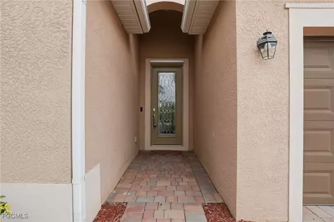Entry Way - 4025 E Hampton Cir, Alva, FL 33920 photo 1 of 2