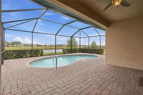 Exterior - 4025 E Hampton Cir, Alva, FL 33920 photo 2 of 7