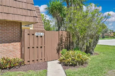 156 Park Meadows Dr #3, Fort Myers, FL 33907