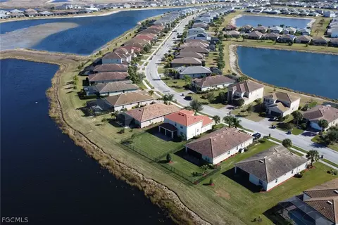 View/Area - 4035 E Hampton Cir, Alva, FL 33920 photo 13 of 17