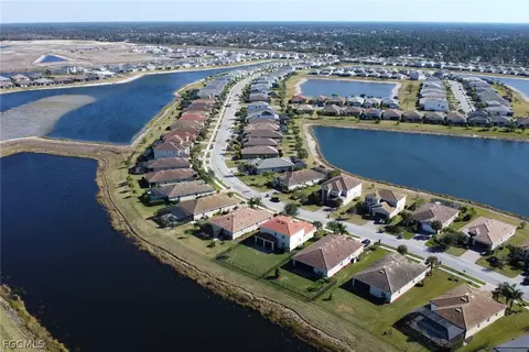 View/Area - 4035 E Hampton Cir, Alva, FL 33920 photo 15 of 17