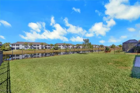 Exterior - 4035 E Hampton Cir, Alva, FL 33920 photo 4 of 8