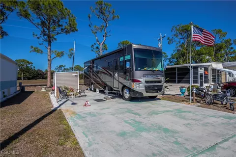 243 Caravan Cir, North Fort Myers, FL 33903