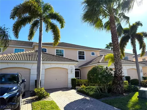 1376 Weeping Willow Ct, Cape Coral, FL 33909