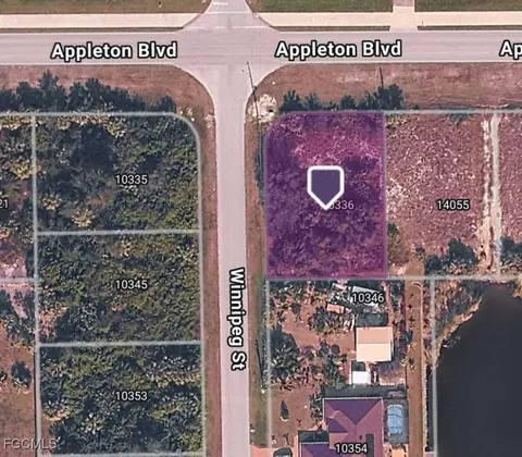 10336 Winnipeg St, Port Charlotte, FL 33981