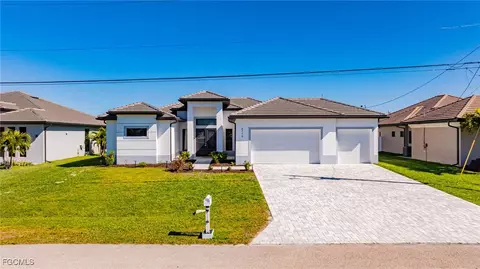 2719 SW 21st Ave, Cape Coral, FL 33914