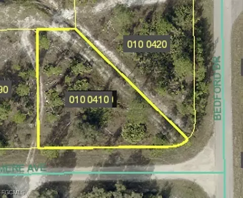 754 Cashmere Ave, Lehigh Acres, FL 33974