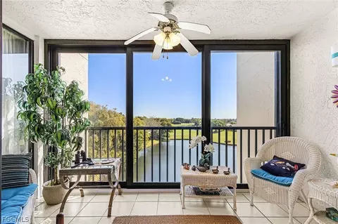 4100 Steamboat Bnd E #402, Fort Myers, FL 33919