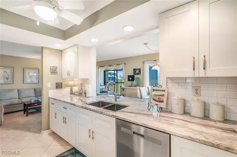 261 Blue Crab Cir #5, Bokeelia, FL 33922