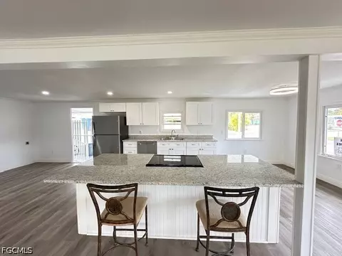 14508 Plymouth Bnd, North Fort Myers, FL 33917